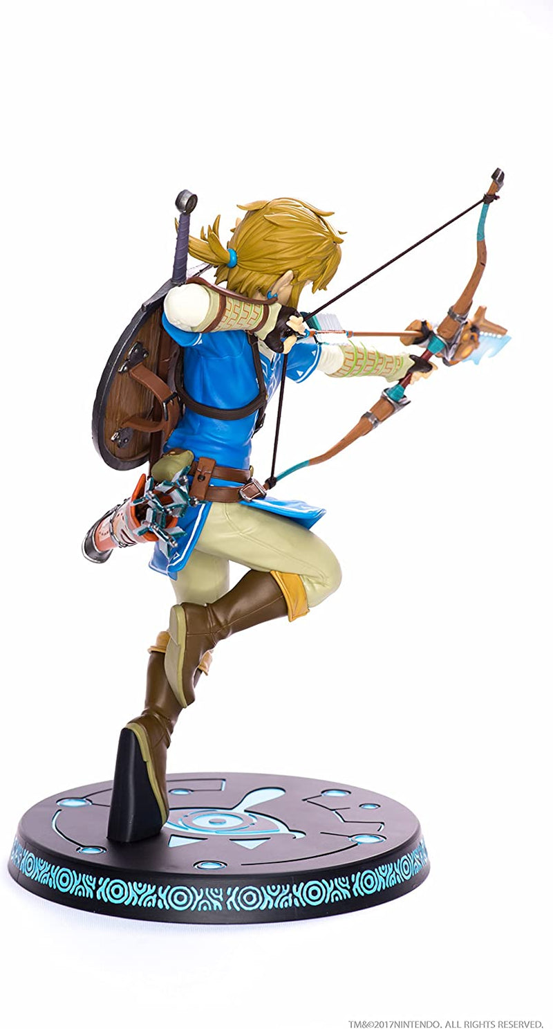 Dark Horse The Legend of Zelda: Breath of the Wild - Link 11"