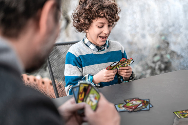 Uno Minecraft themed Matching Card Game for 2-10 Players Ages 7Y+