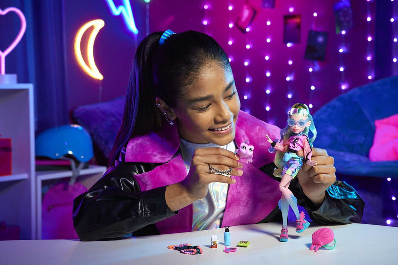 Monster High Doll, Lagoona Blue with Pet Piranha