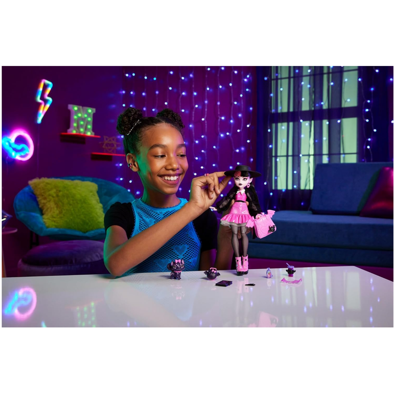 Monster High Draculaura Doll with Pet Bat-Cat Count Fabulous & Accessories Like Backpack, Spell Book, Bento Box & More