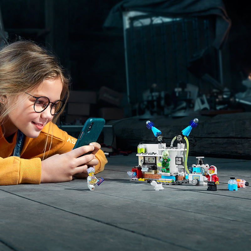 LEGO Hidden Side Augmented Reality (AR) J.B.'s Ghost Lab 70418