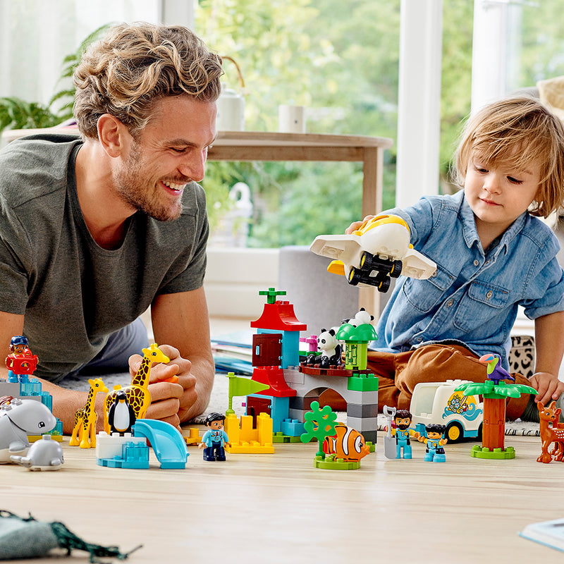 LEGO DUPLO Town World Animals 10907 Building Bricks (121 Pieces)